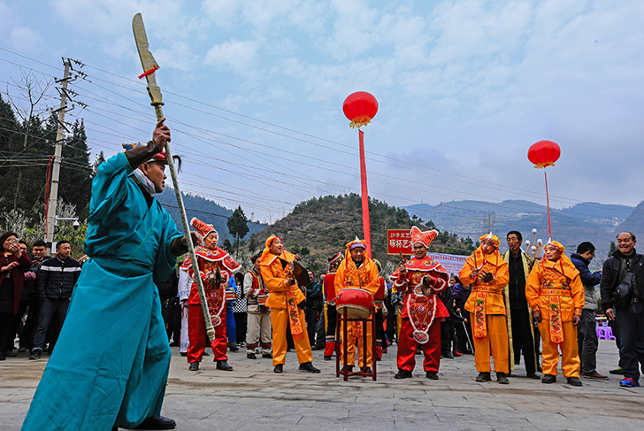 《陽(yáng)戲在南莊》