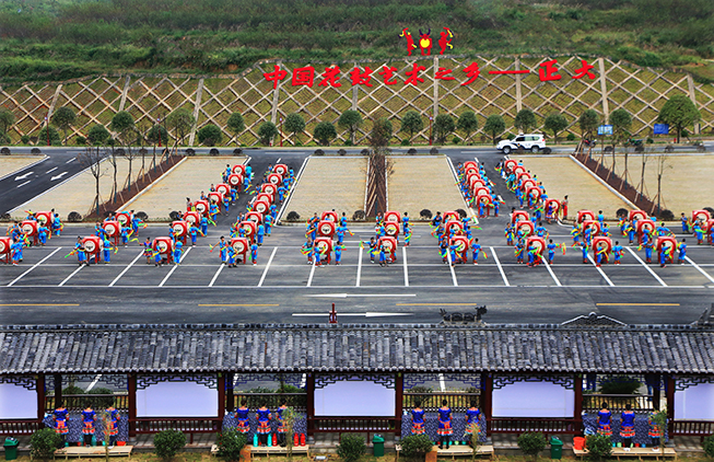 《花鼓藝術(shù)之鄉(xiāng)松桃》